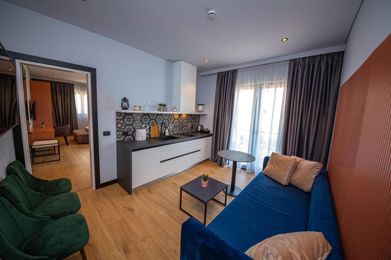 Apart-Hotel Lili2 Саранда Экстерьер фото